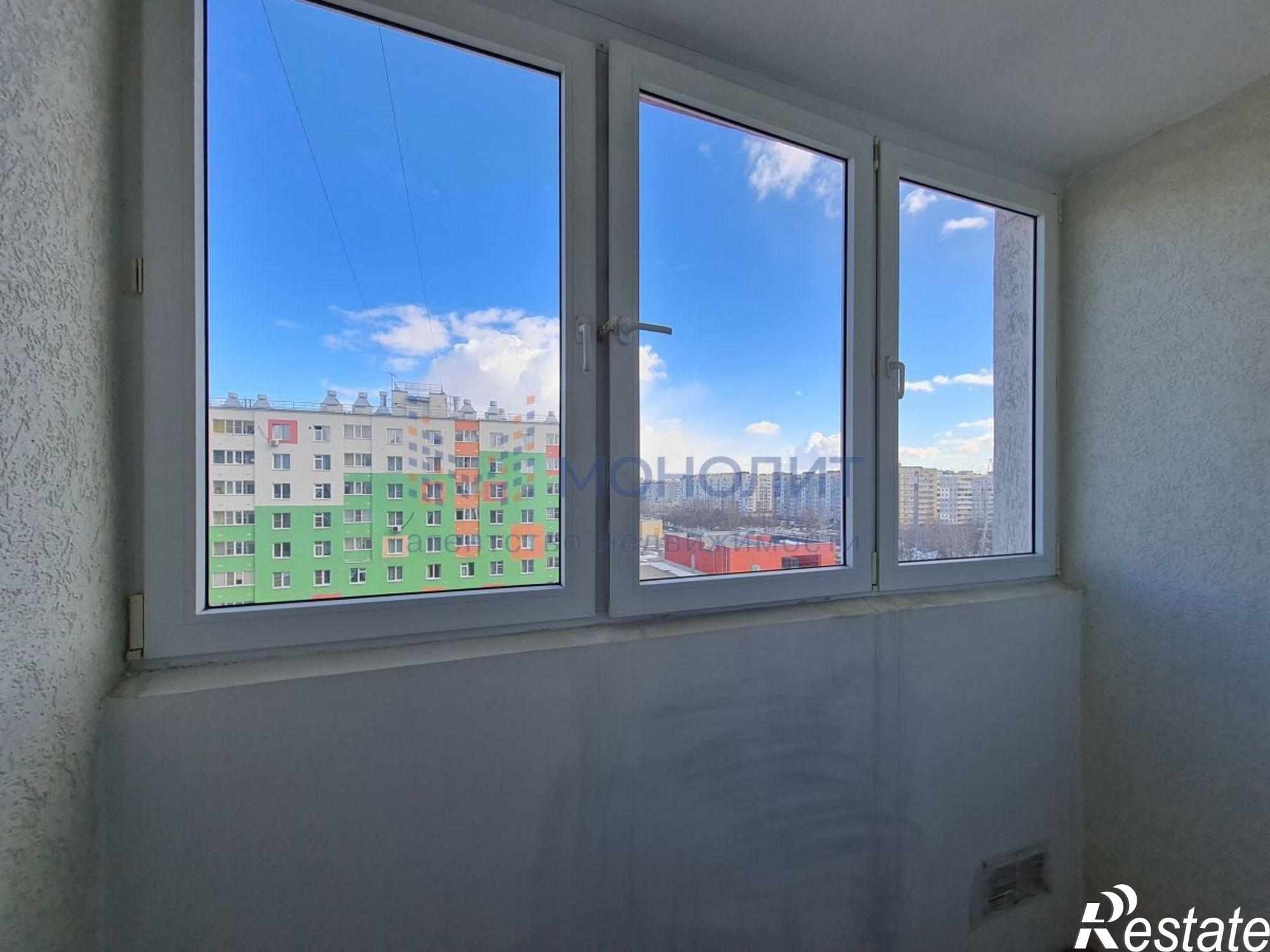 Купить квартиру за 3 360 000 рублей на Бурнаковская ул, 81