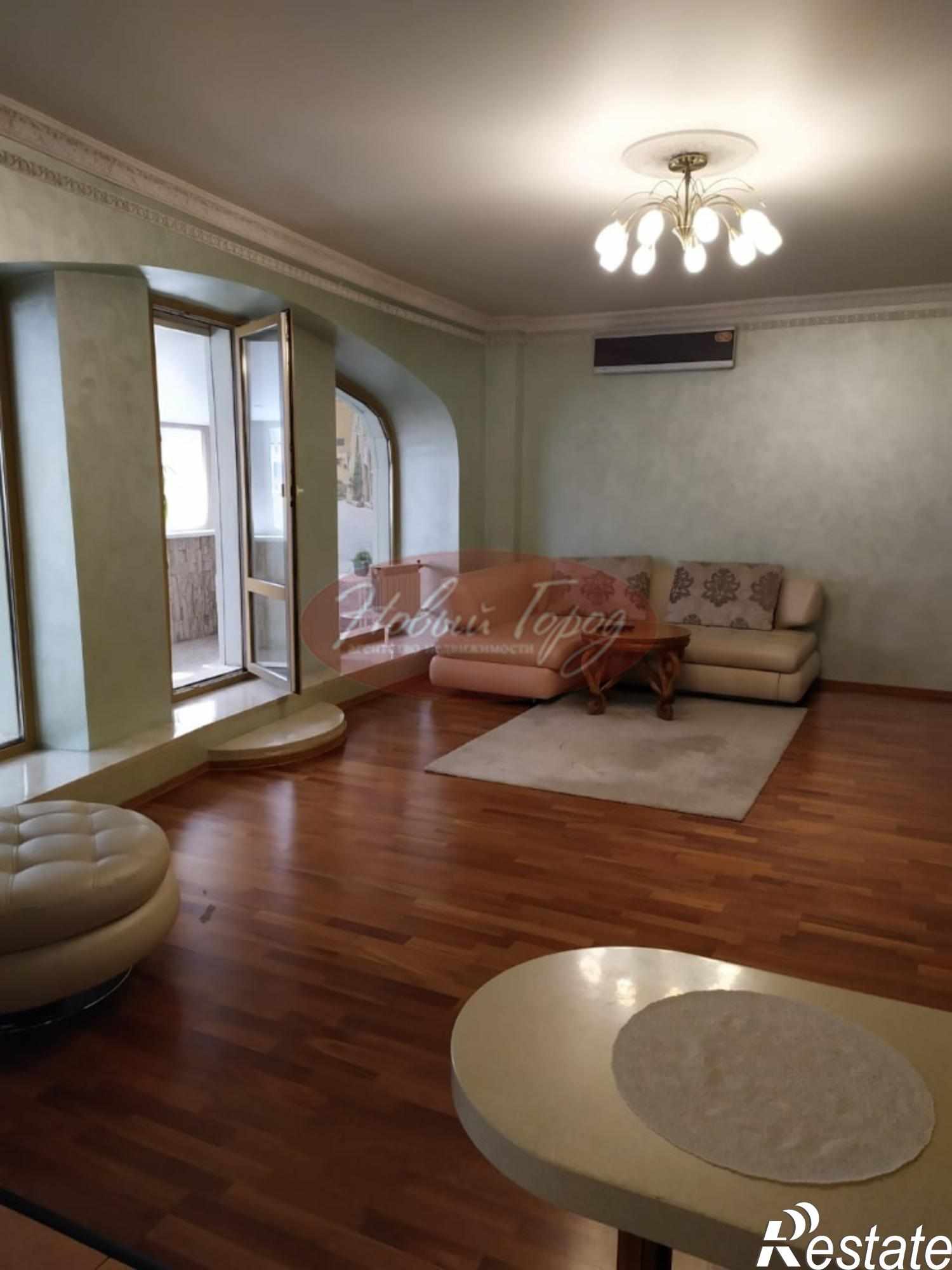 Сдать квартиру за 55 000 рублей на улица Немцова, 4