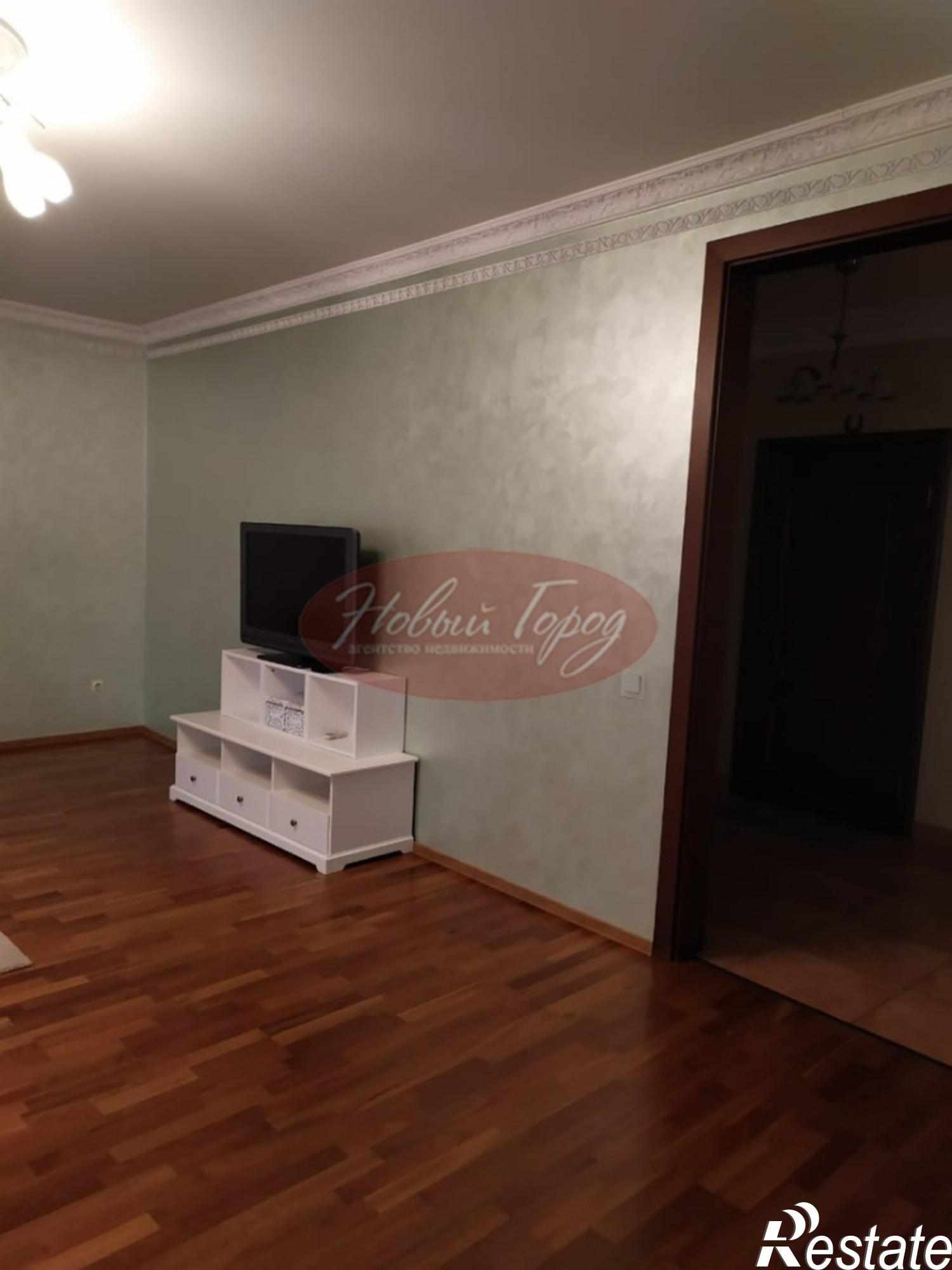 Сдать квартиру за 55 000 рублей на улица Немцова, 4
