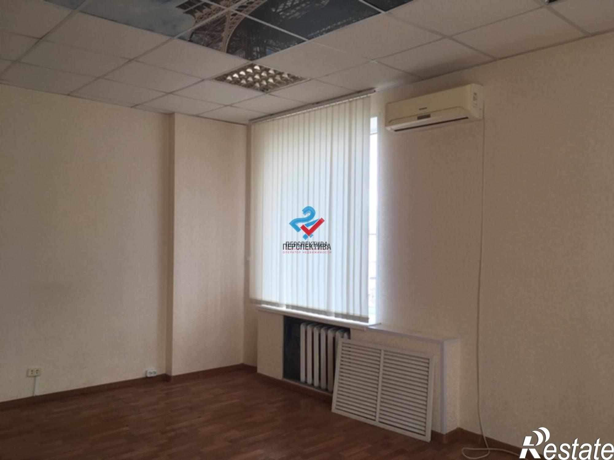 Сдать офис, помещение под офис за 13 680 рублей на улица Калинина, 108Б