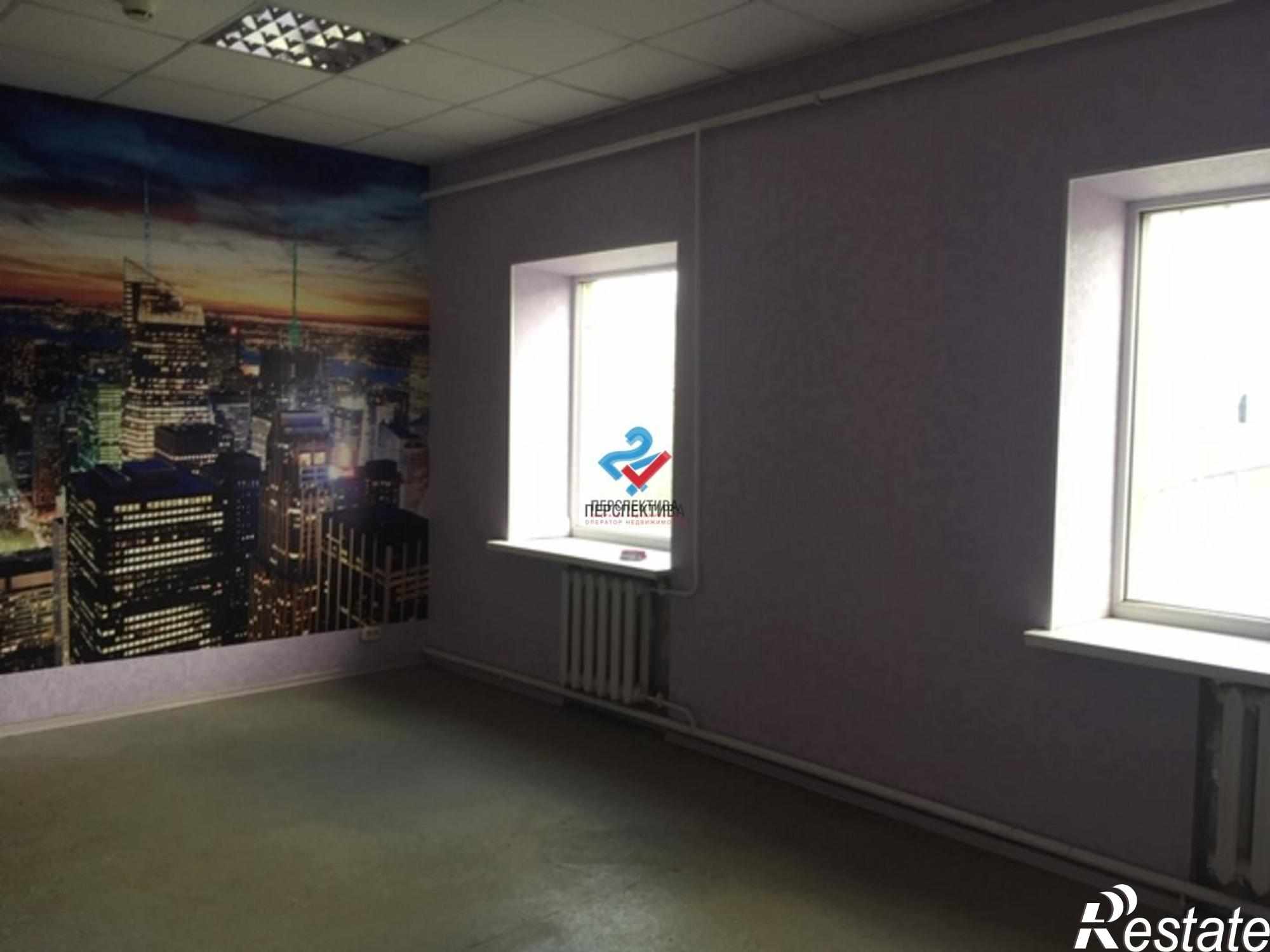 Сдать офис, помещение под офис за 13 680 рублей на улица Калинина, 108Б