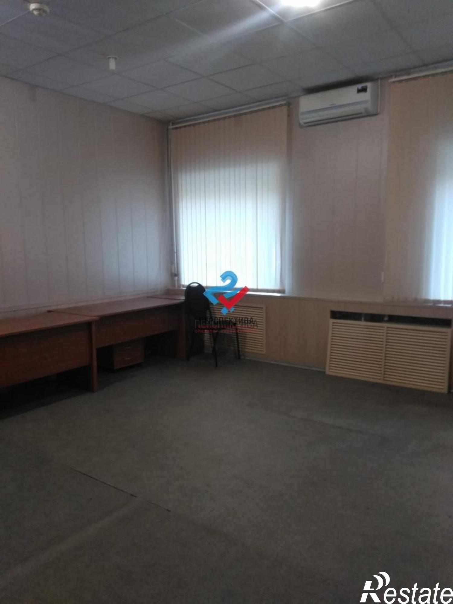 Сдать офис, помещение под офис за 12 250 рублей на Заводская улица, 3