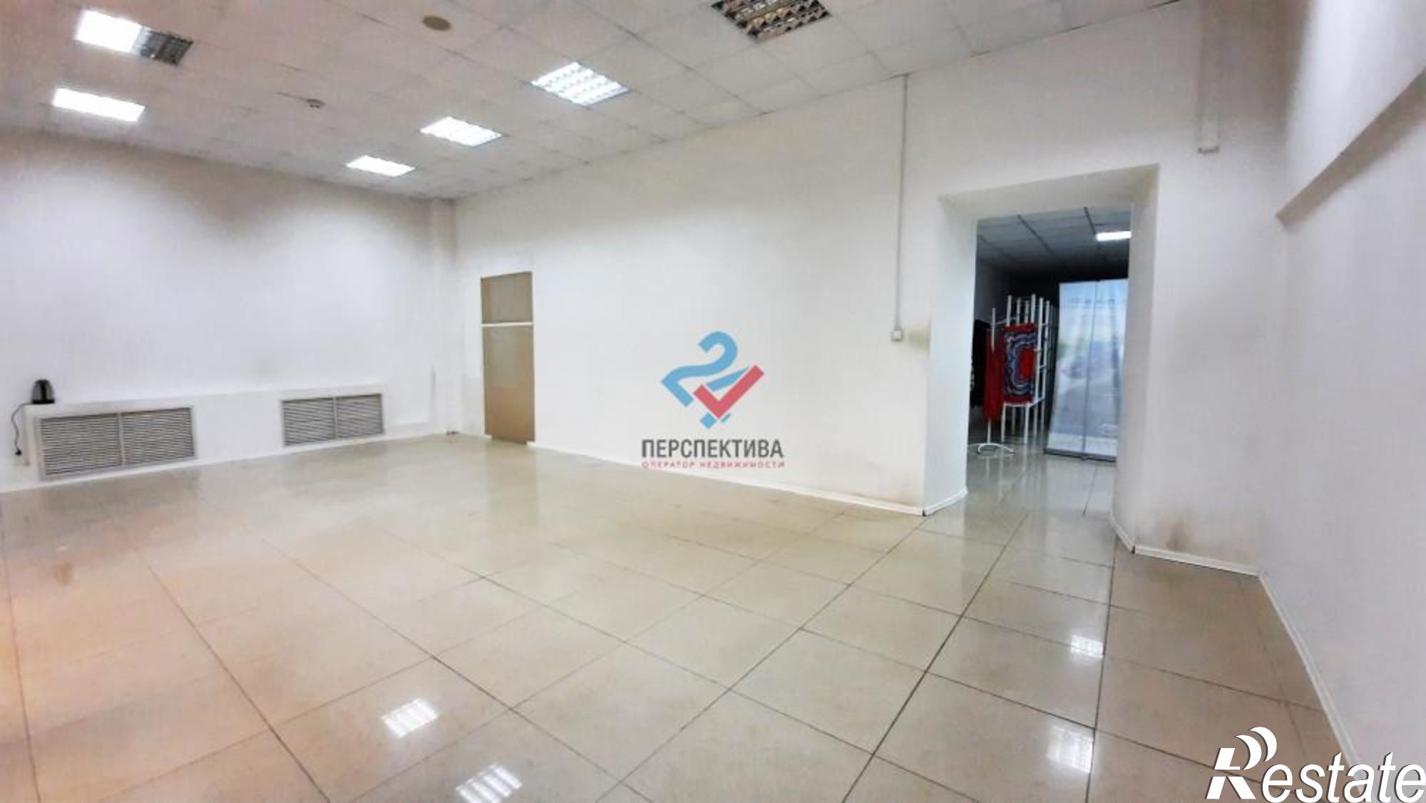Сдать торговое помещение за 28 800 рублей на Московская улица, 17
