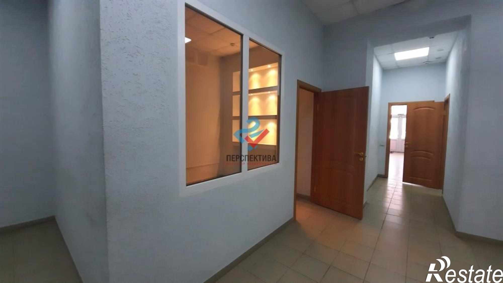 Сдать торговое помещение за 85 000 рублей на улица Ленина, 19