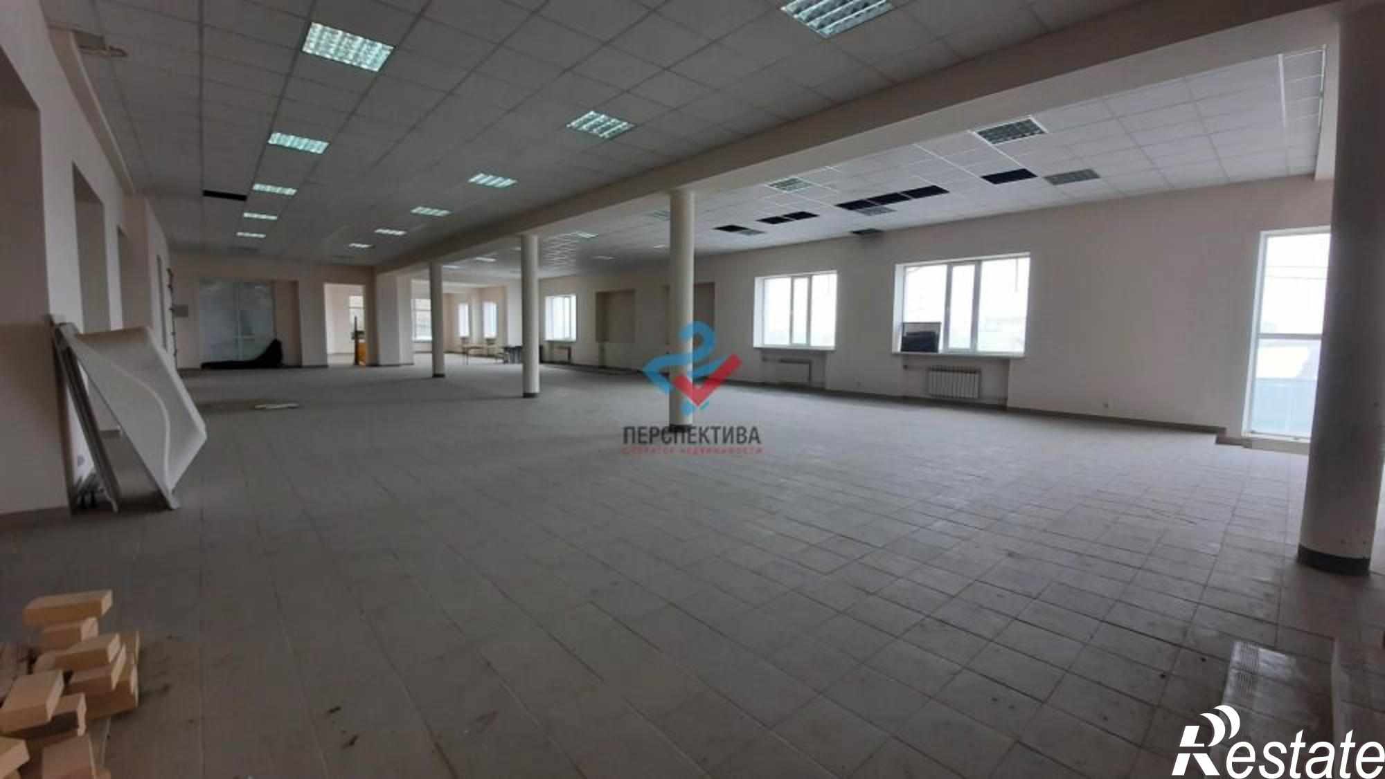 Купить торговое помещение за 25 000 000 рублей на улица 40 лет Октября, 22А