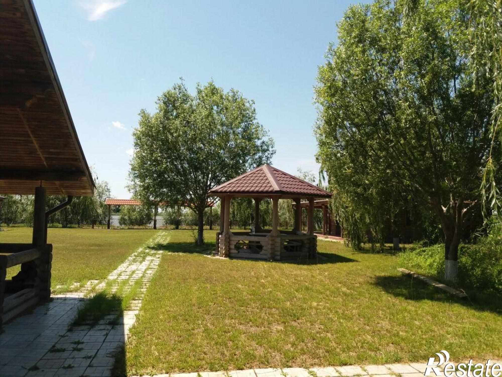 Купить помещение свободного назначения за 39 000 000 рублей на Маково Село