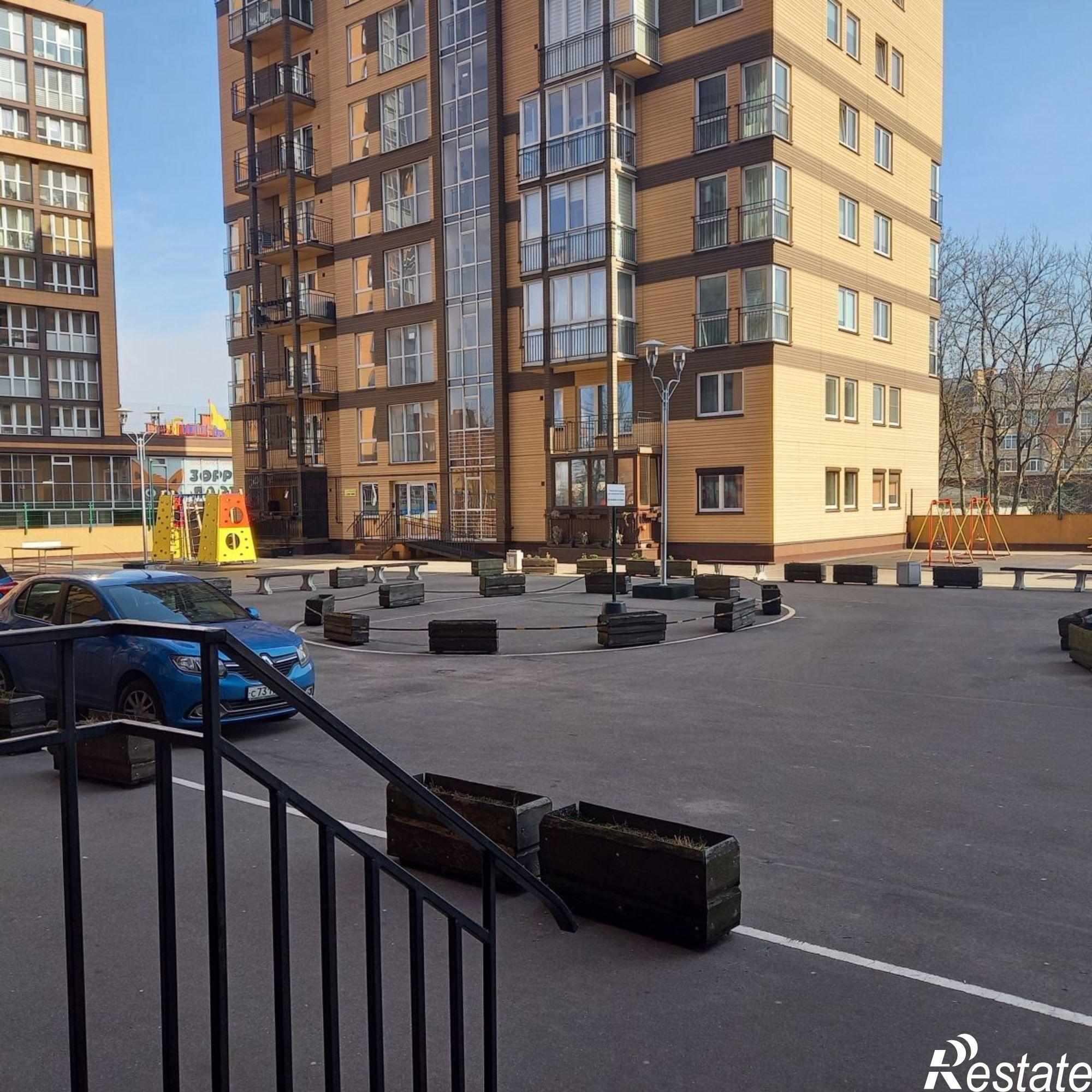 Купить квартиру за 4 350 000 рублей на Горького ул, 96