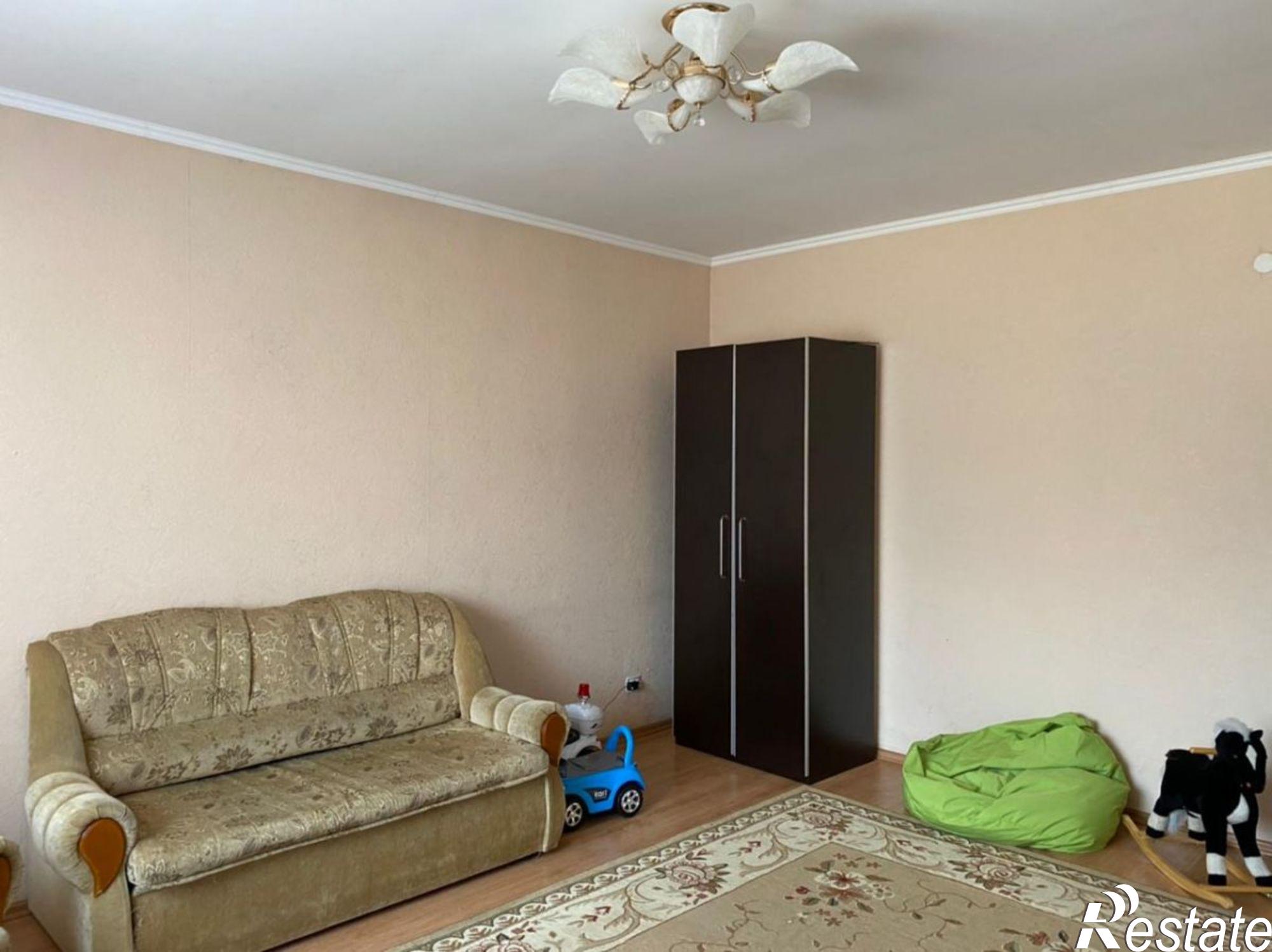 Купить квартиру за 6 350 000 рублей на Дзержинского ул, 261
