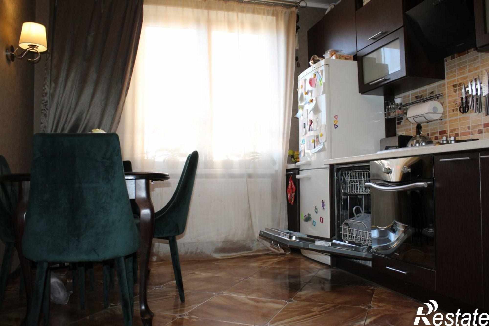 Купить квартиру за 5 200 000 рублей на Иртышский пер, 12