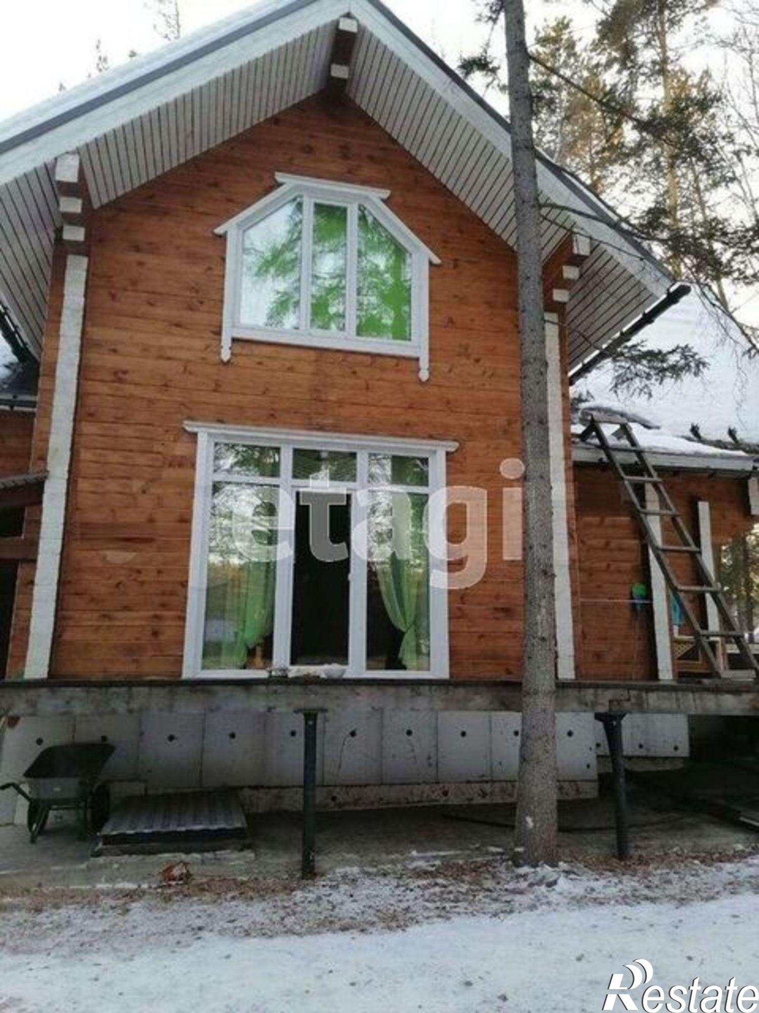 Купить дачу, дом, коттедж за 15 000 000 рублей на Array