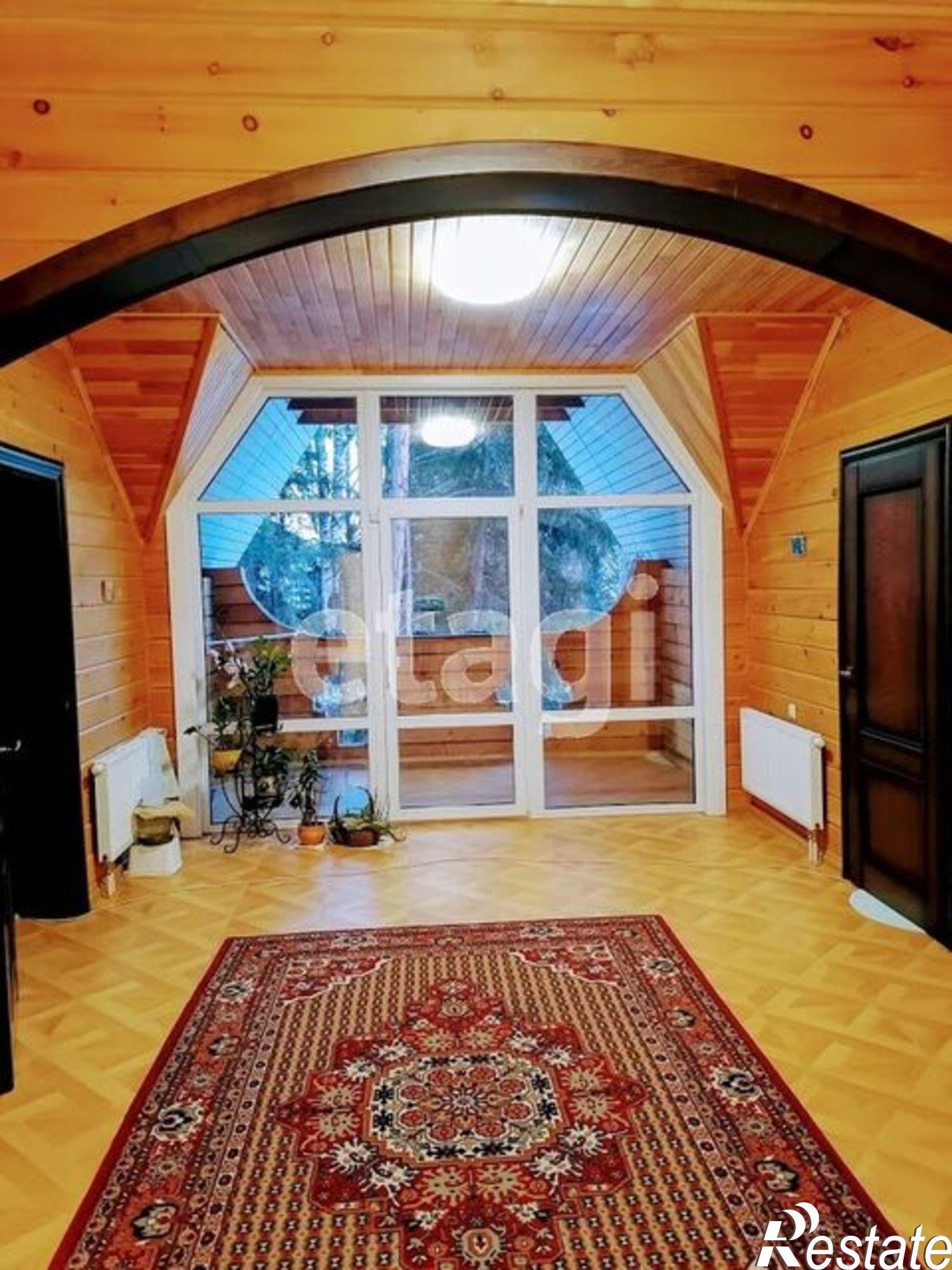 Купить дачу, дом, коттедж за 15 000 000 рублей на Array