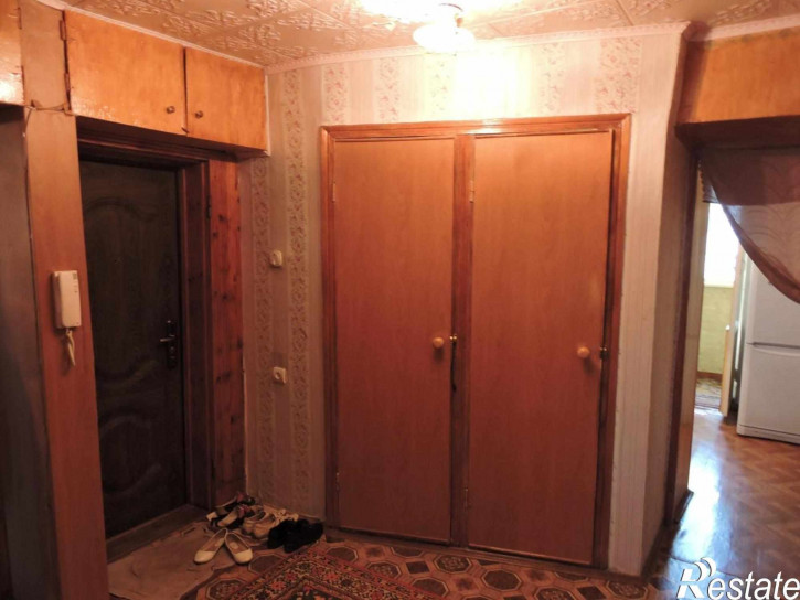 4-комн квартира Магистральная Улица,30/2