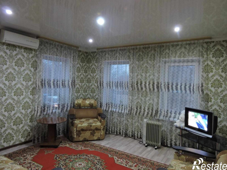 3-комн квартира Пирогова Улица,7