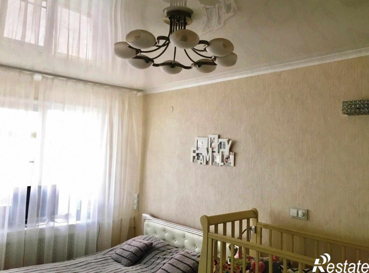 4-комн квартира Челябинская Улица,21
