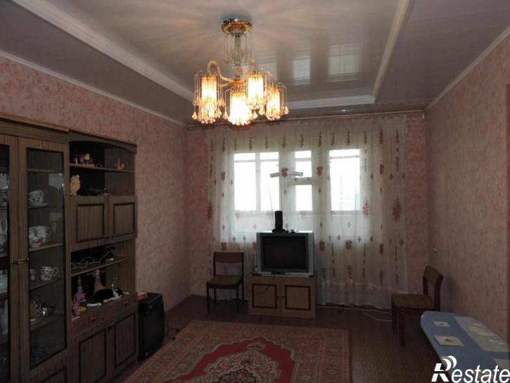 4-комн квартира Жилая Улица,13