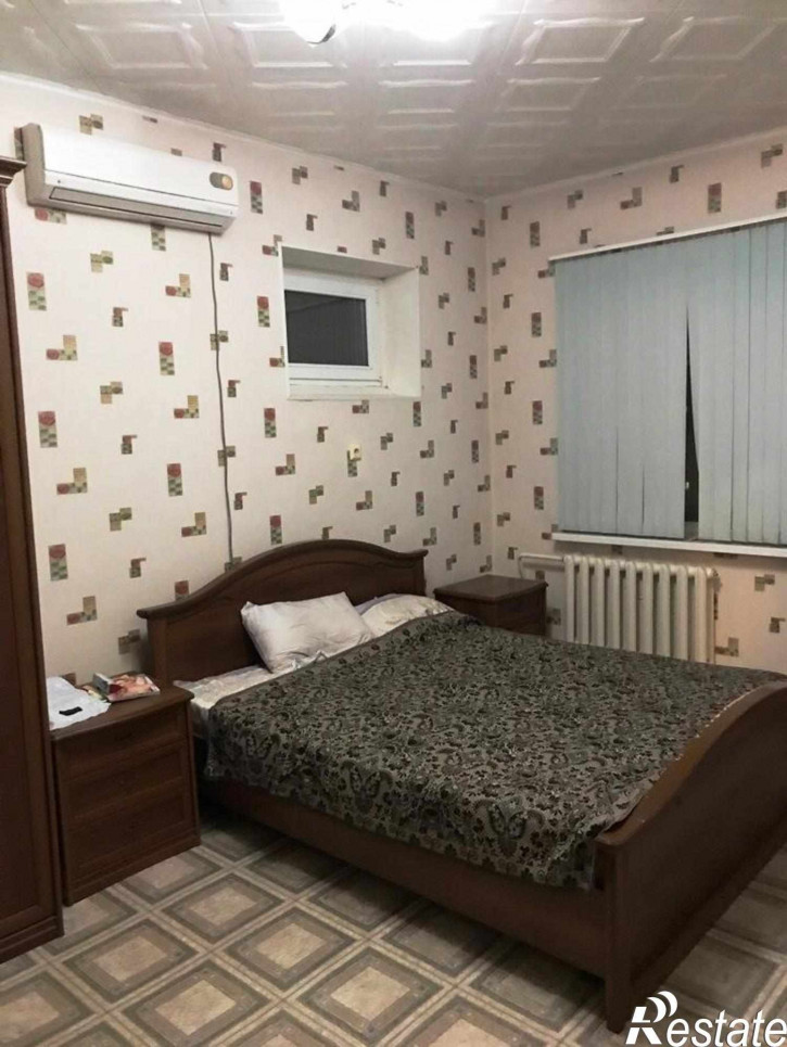 4-комн квартира Бульварная Улица,9