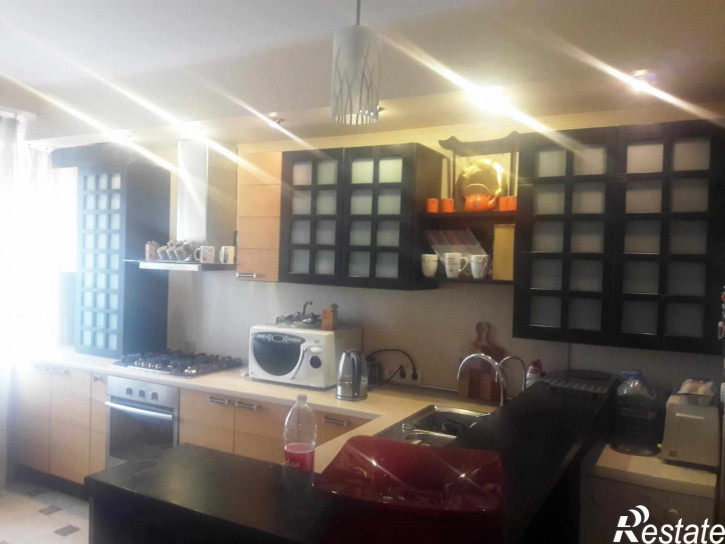 3-комн квартира Татищева Улица,43Б