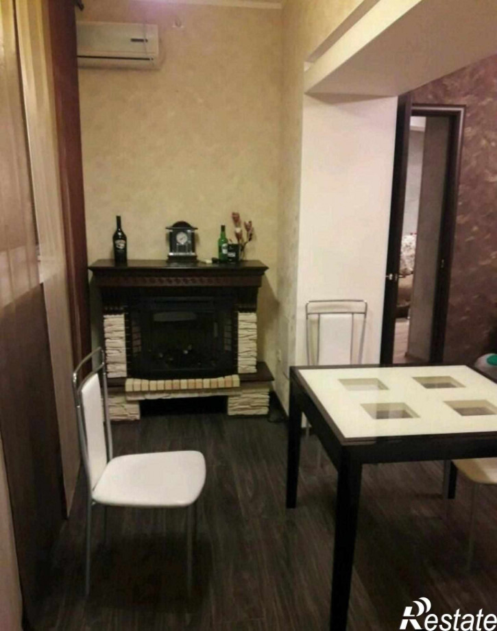 4-комн квартира Кубанская Улица,66