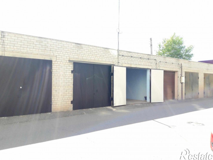 Гараж/парковка Космонавтов Улица,18 корп 3