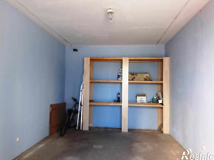Гараж/парковка Космонавтов Улица,18 корп 3