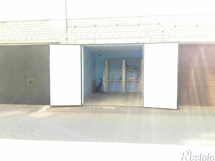 Гараж/парковка Космонавтов Улица,18 корп 3