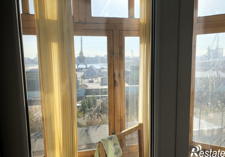 2-комн квартира Дзержинского улица,46к1