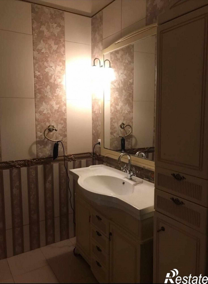 3-комн квартира Корабельная ул, 3