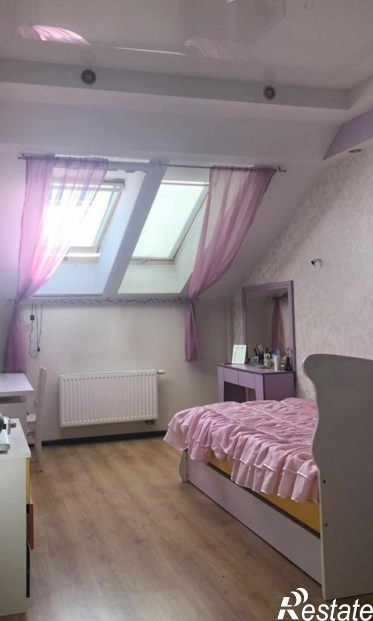 4-комн квартира Курганская ул, 3