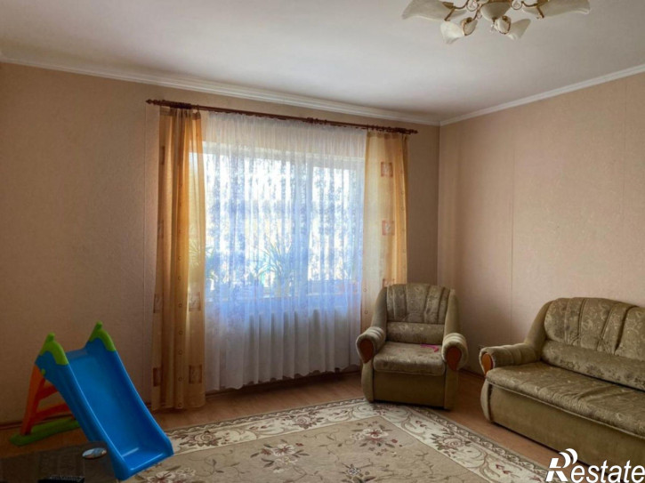 3-комн квартира Дзержинского ул, 261