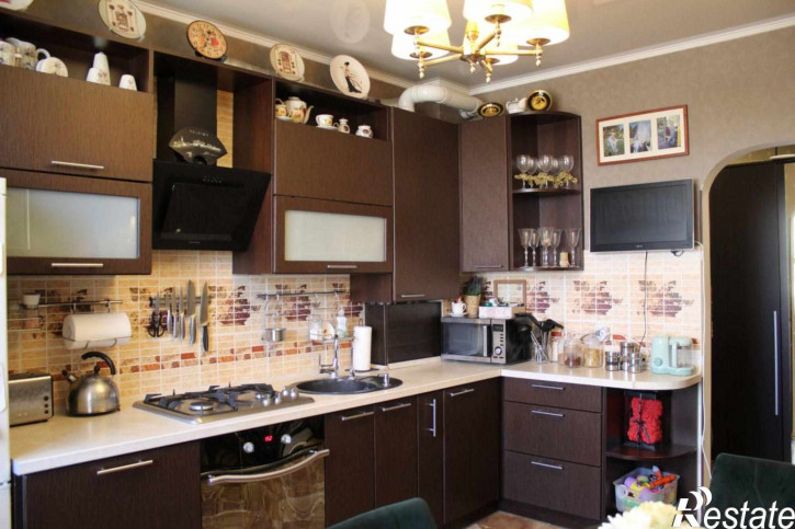 2-комн квартира Иртышский пер, 12