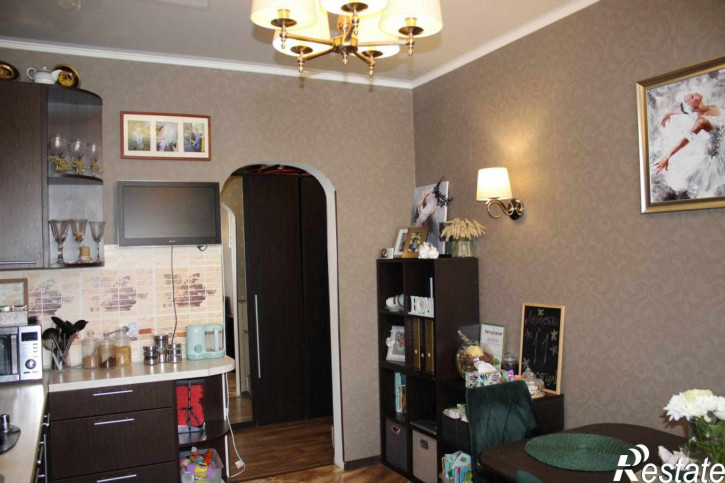 2-комн квартира Иртышский пер, 12