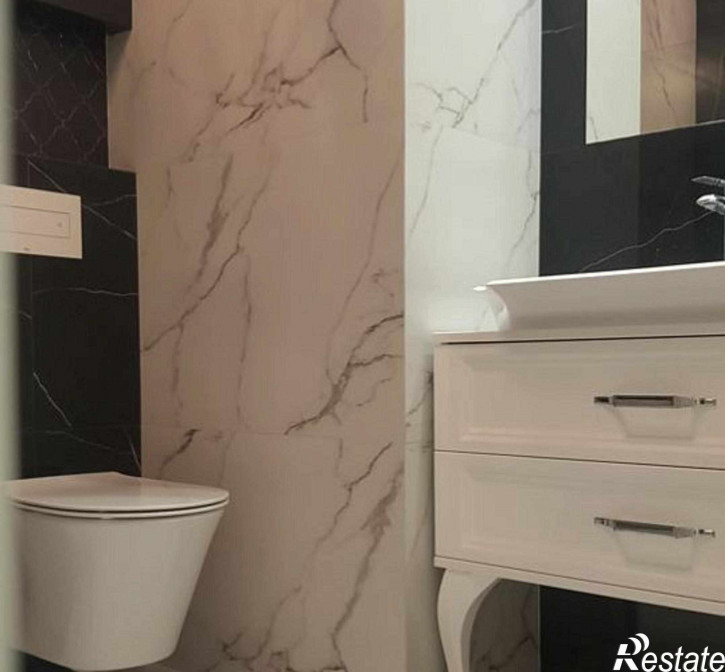 3-комн квартира Победы пр-кт, 70 б