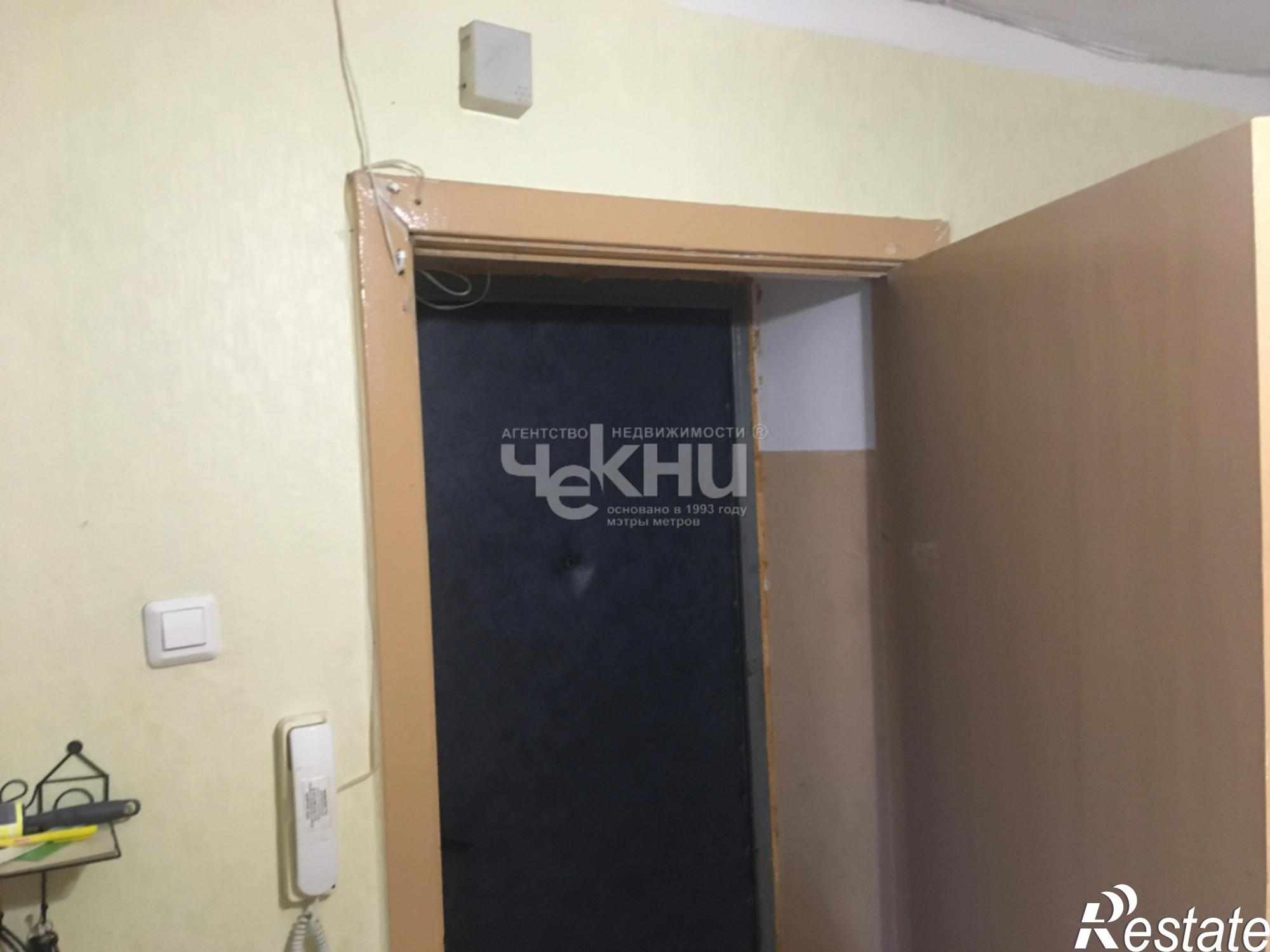 Сдать квартиру за 12 000 рублей на Свободы ул, 81