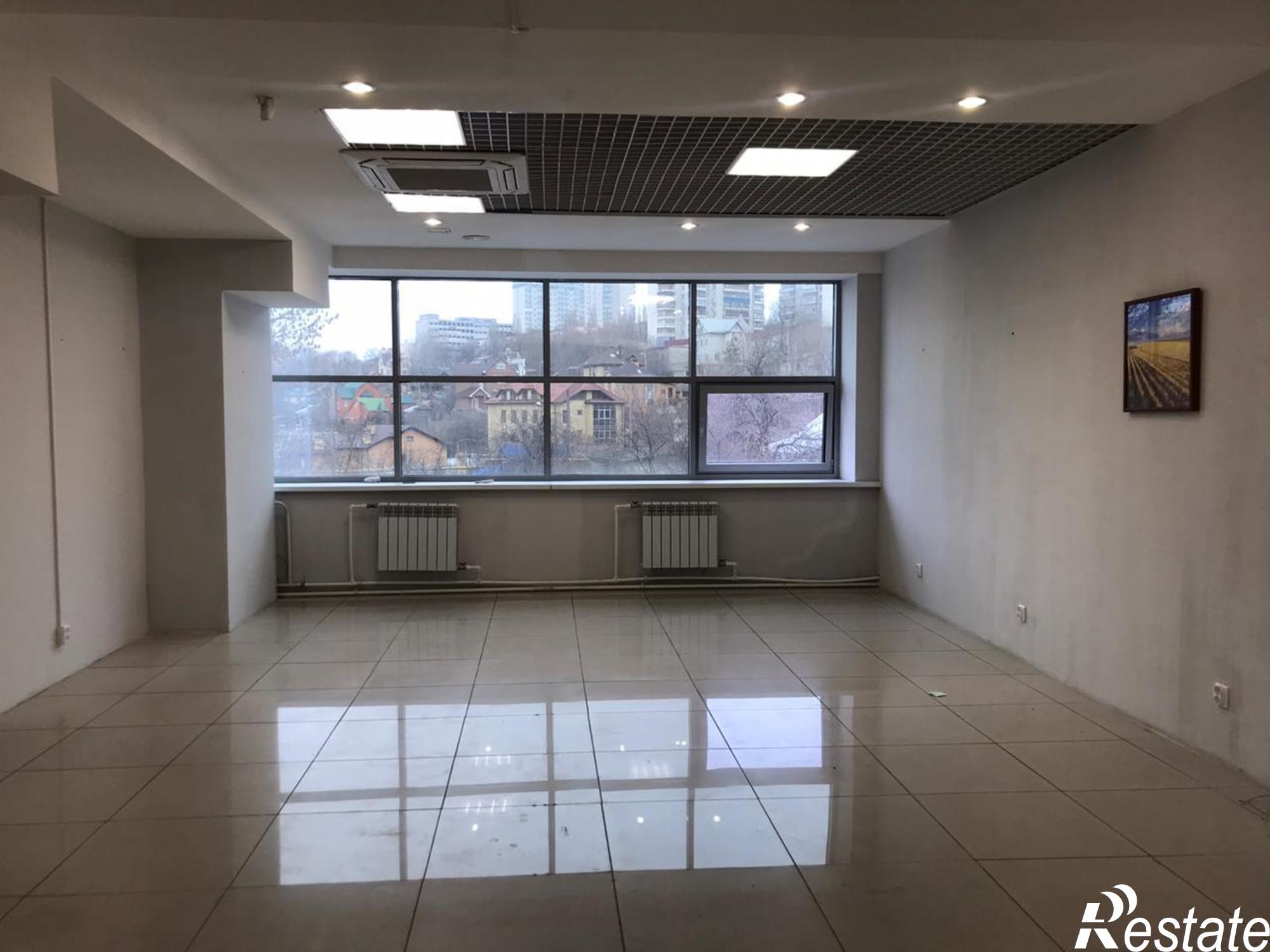 Сдать офис, помещение под офис за 35 000 рублей на пер. Кузнечный, д. 20