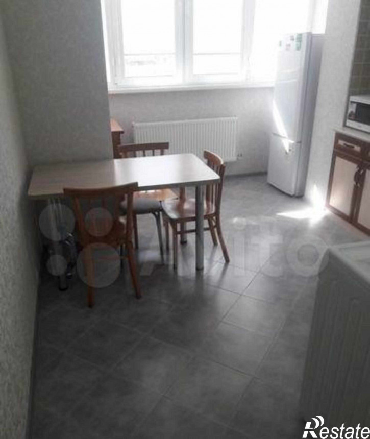2-комн квартира Тепличная ул, 94