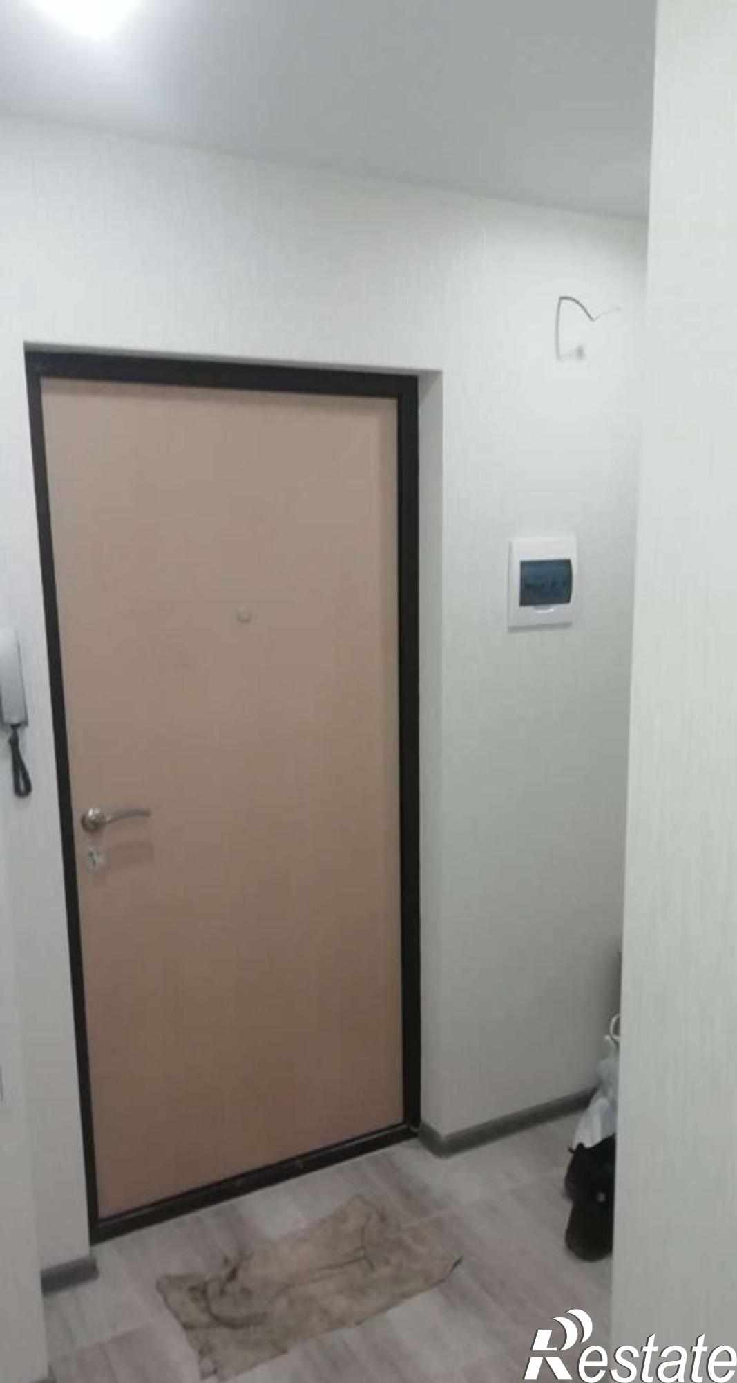 Купить квартиру за 3 570 000 рублей на Ивана Попова ул, 38