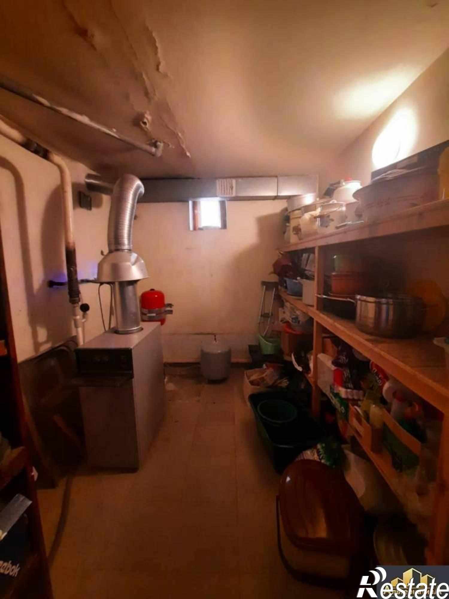 Купить дачу, дом, коттедж за 42 000 000 рублей на Севастопольская ул.