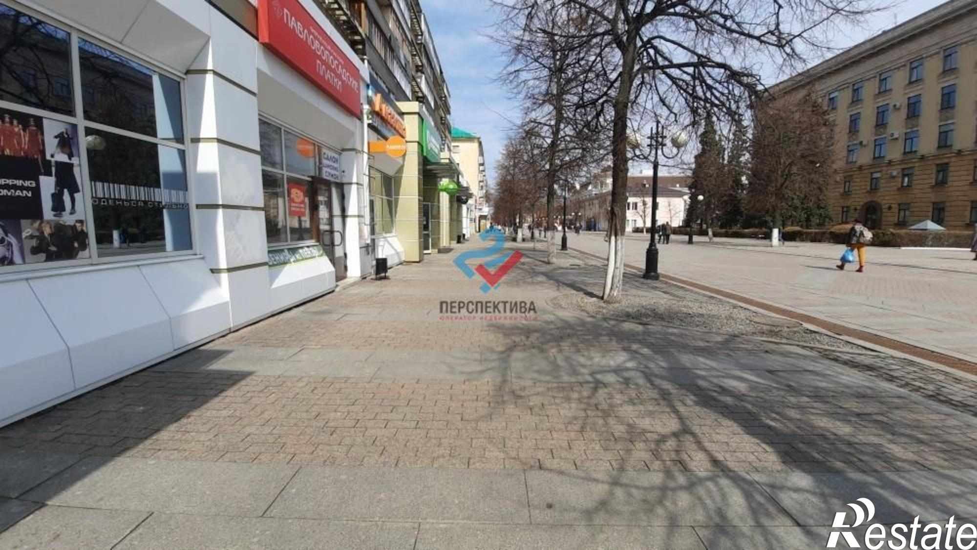 Сдать торговое помещение за 141 000 рублей на Московская улица, 82