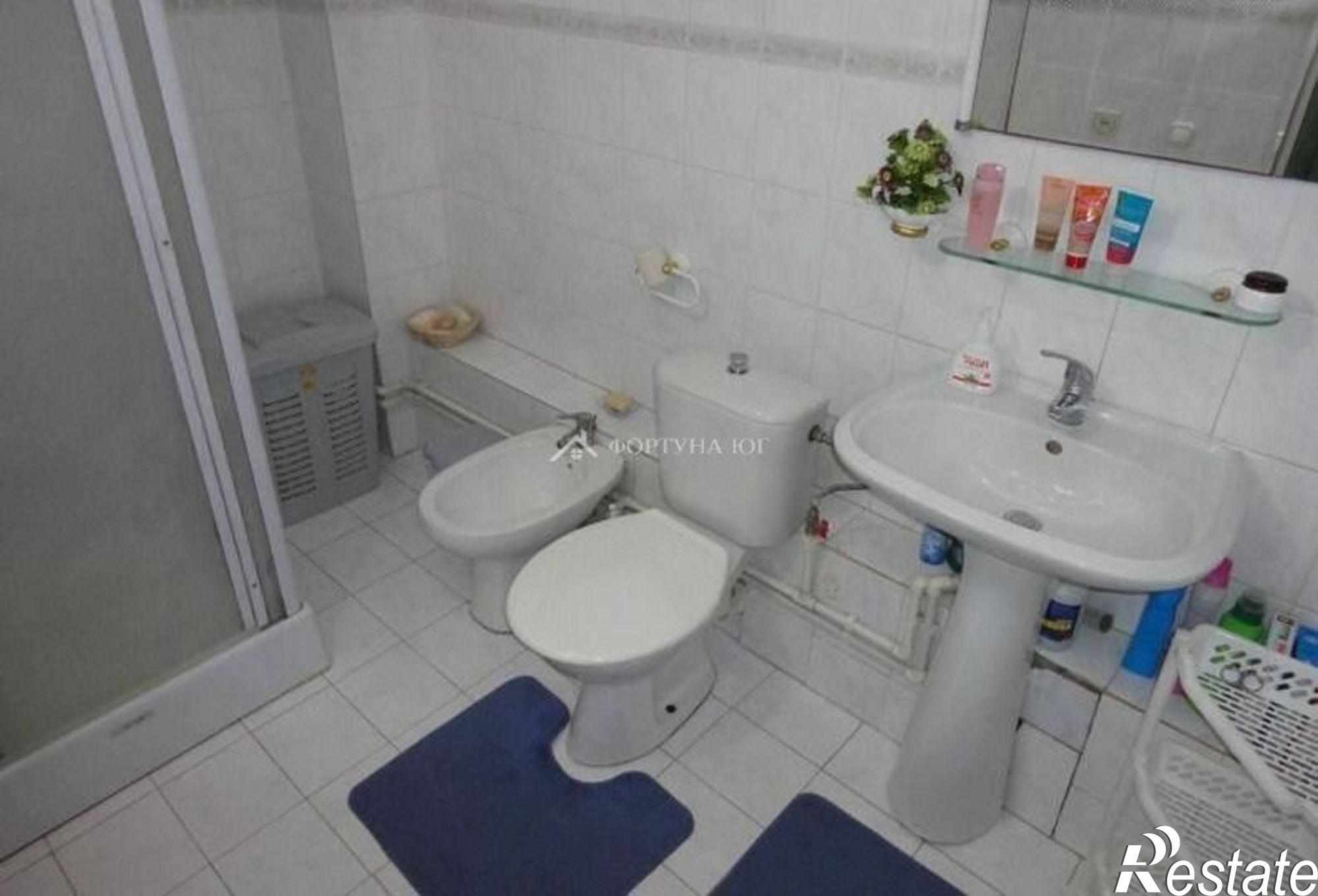Купить дачу, дом, коттедж за 25 000 000 рублей на ул Кати Соловьяновой