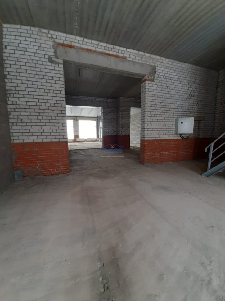 Торговое помещение ул. Братьев Луканиных