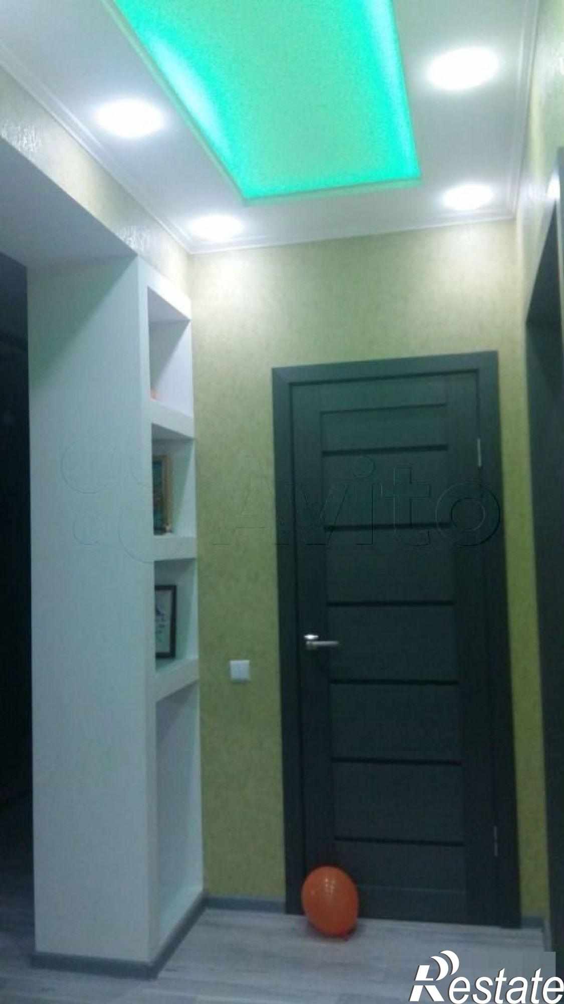 Купить квартиру за 10 150 000 рублей на Пражская ул, 38