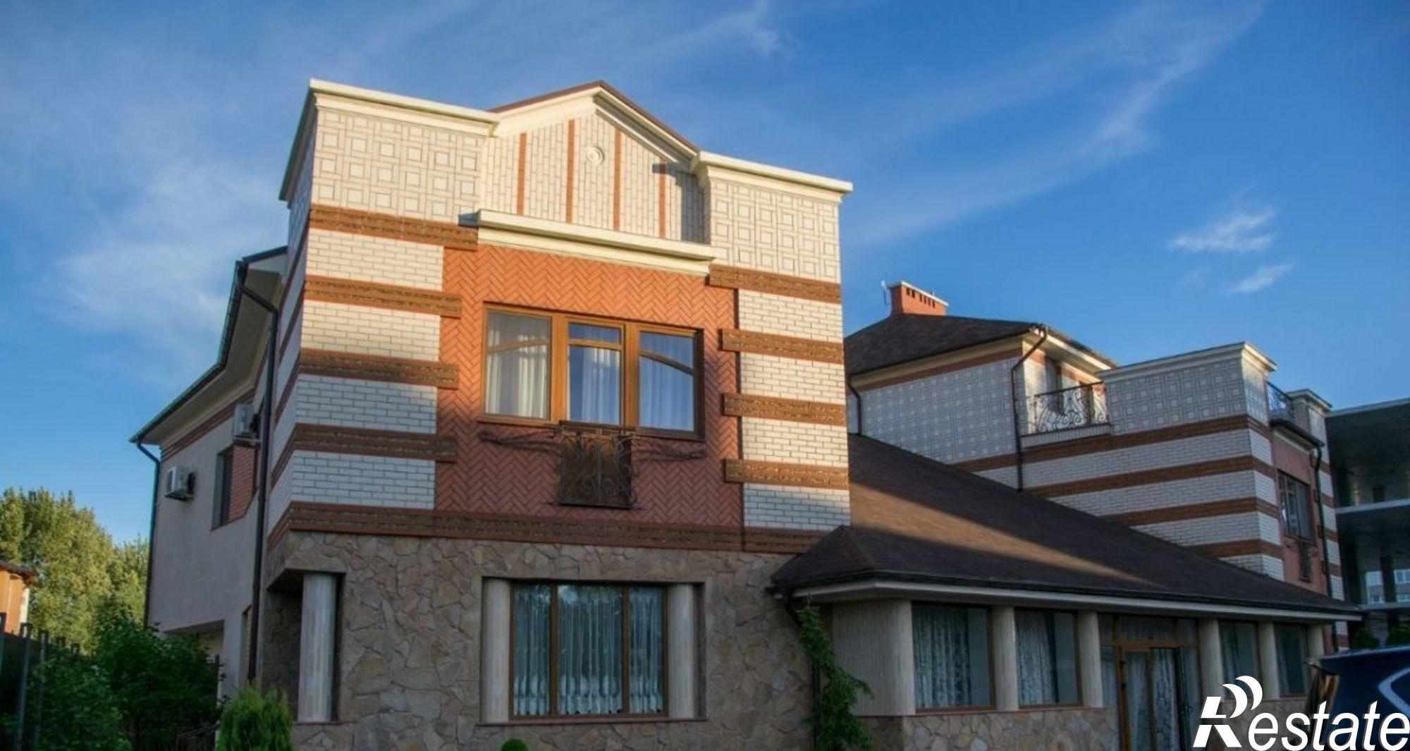 Купить дачу, дом, коттедж за 102 000 000 рублей на Гагарина ул