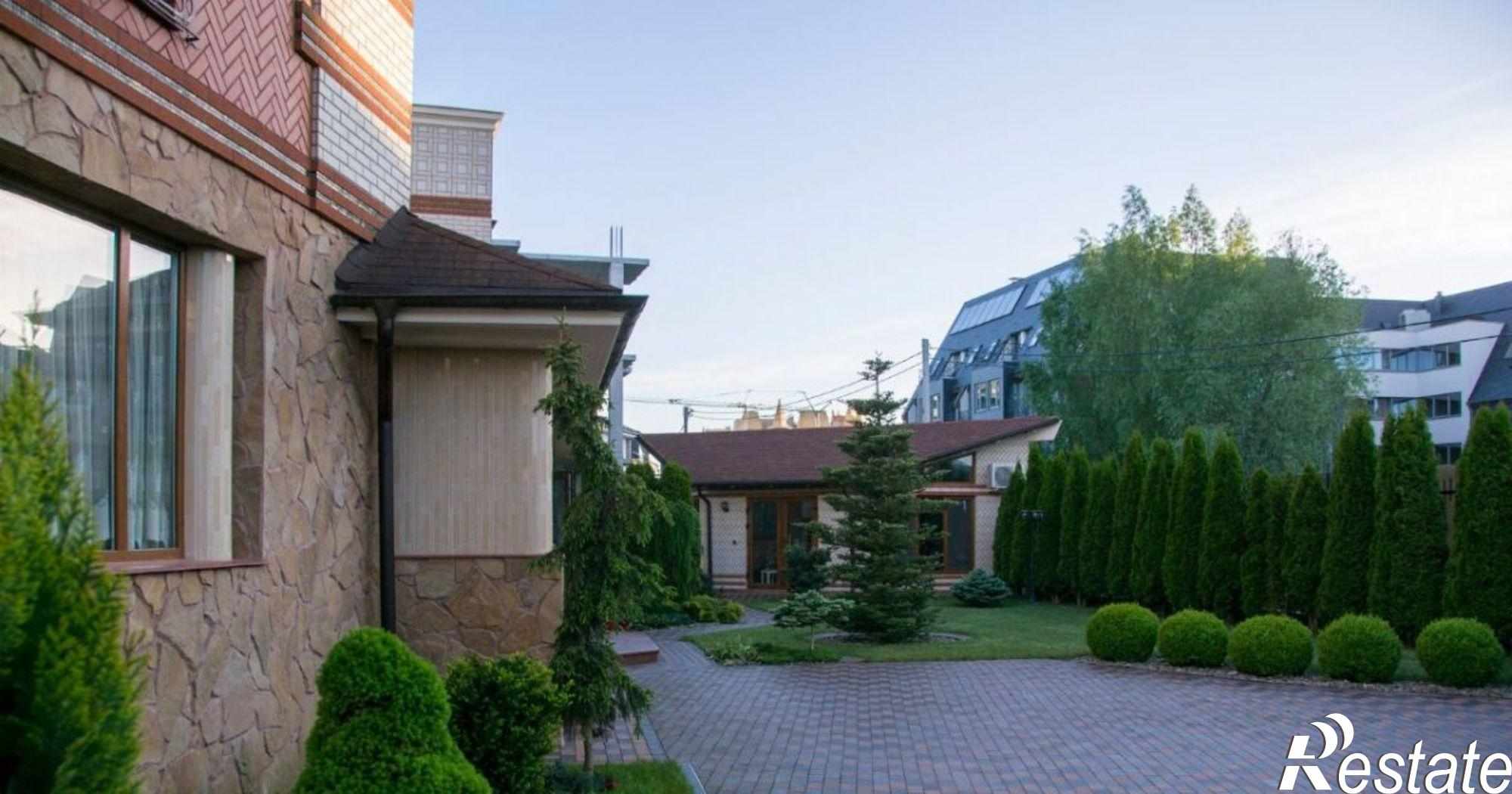 Купить дачу, дом, коттедж за 102 000 000 рублей на Гагарина ул
