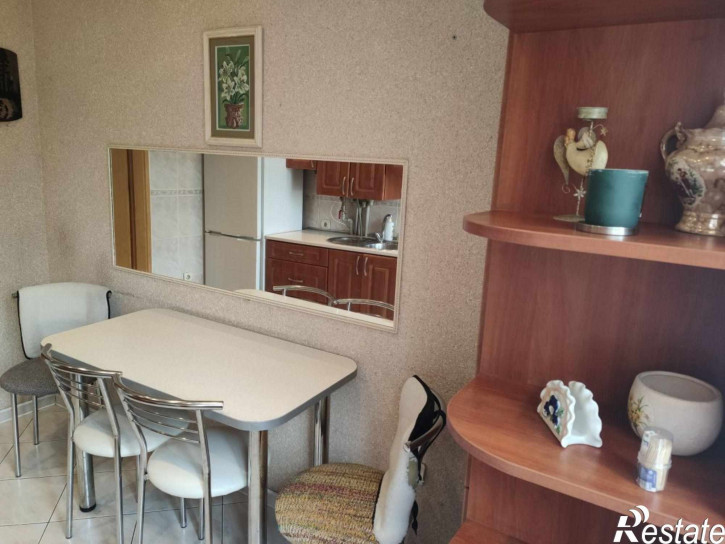 3-комн квартира Коммунальная ул, 54