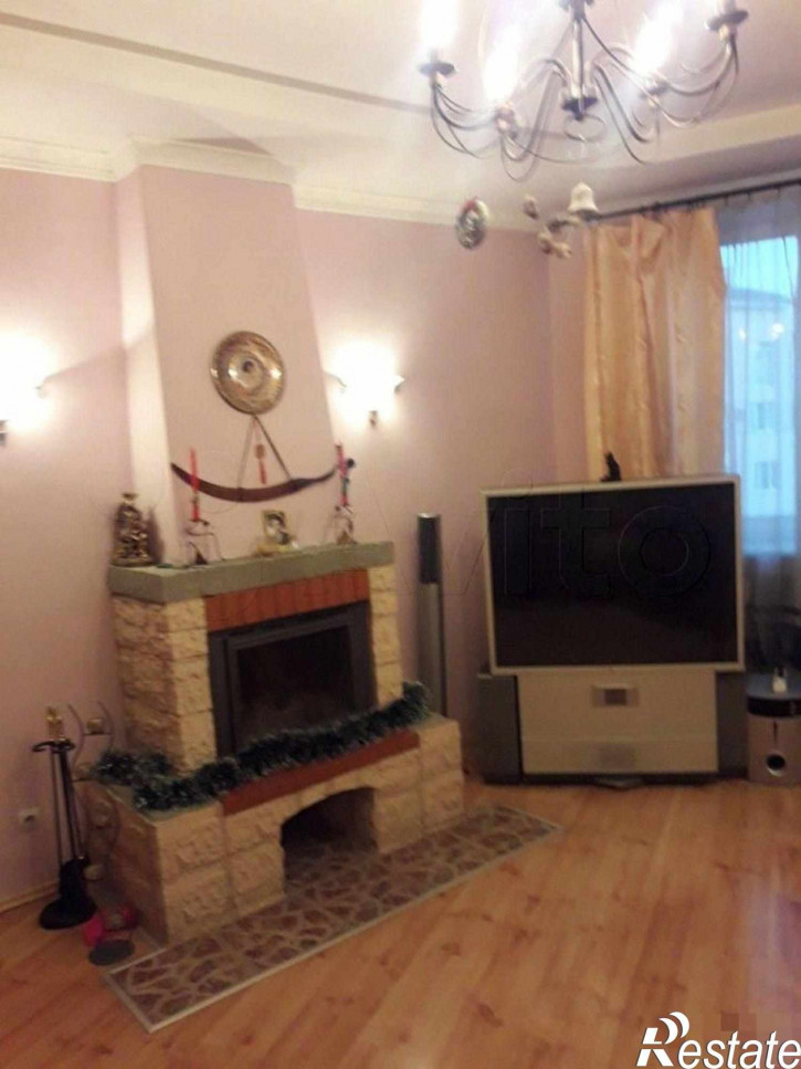3-комн квартира Стрелковая ул, 1