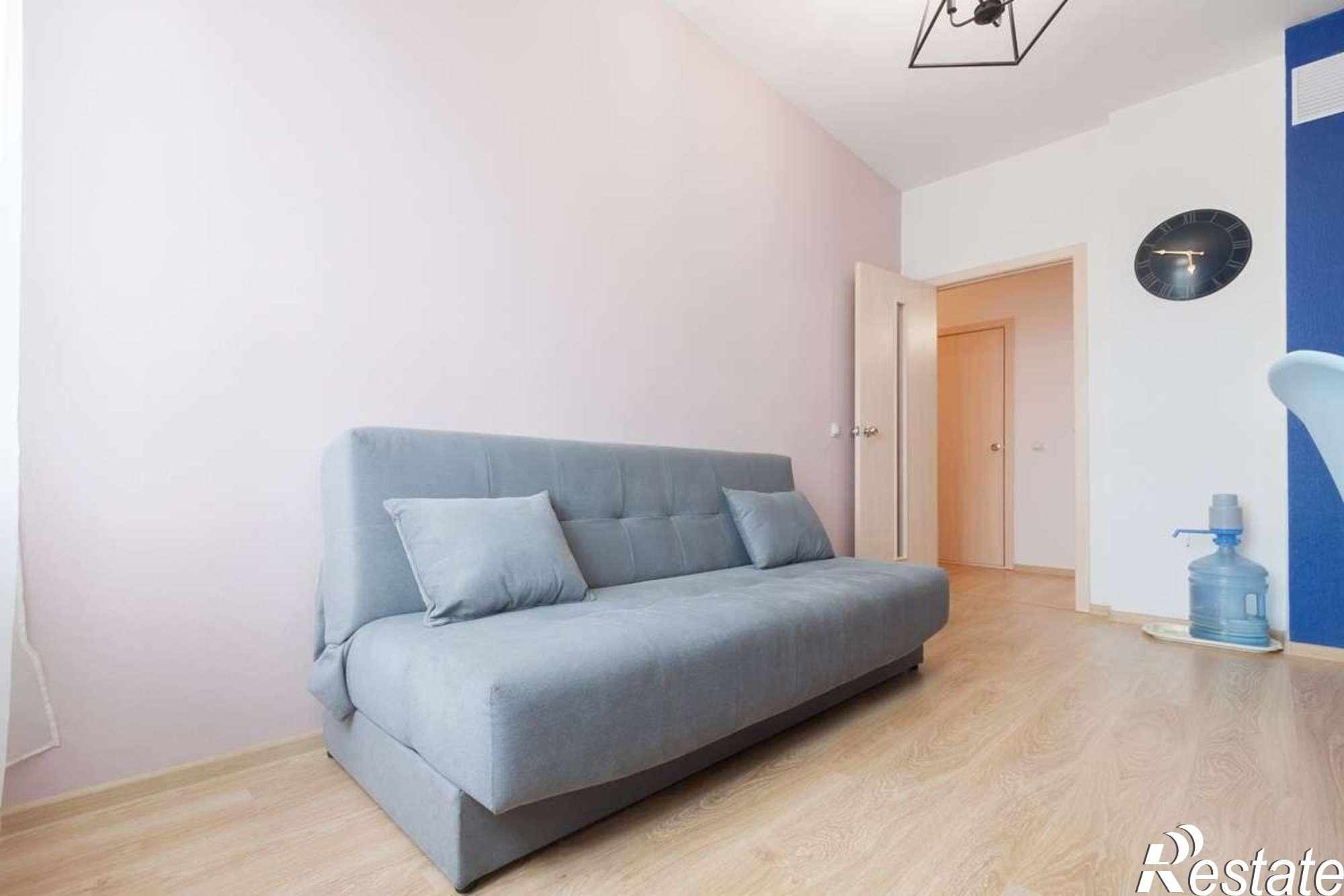 Сдать квартиру за 13 000 рублей на Революционная улица, 126