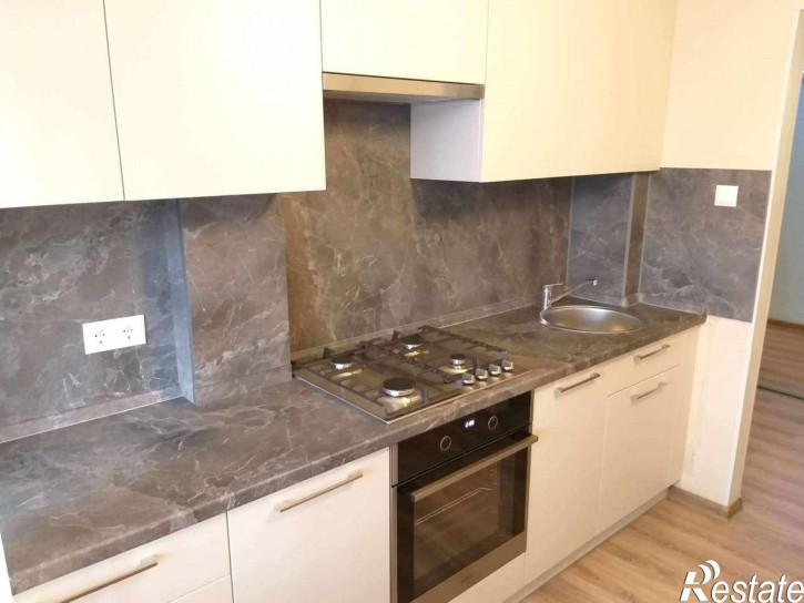 3-комн квартира Стара-Загора улица, 52