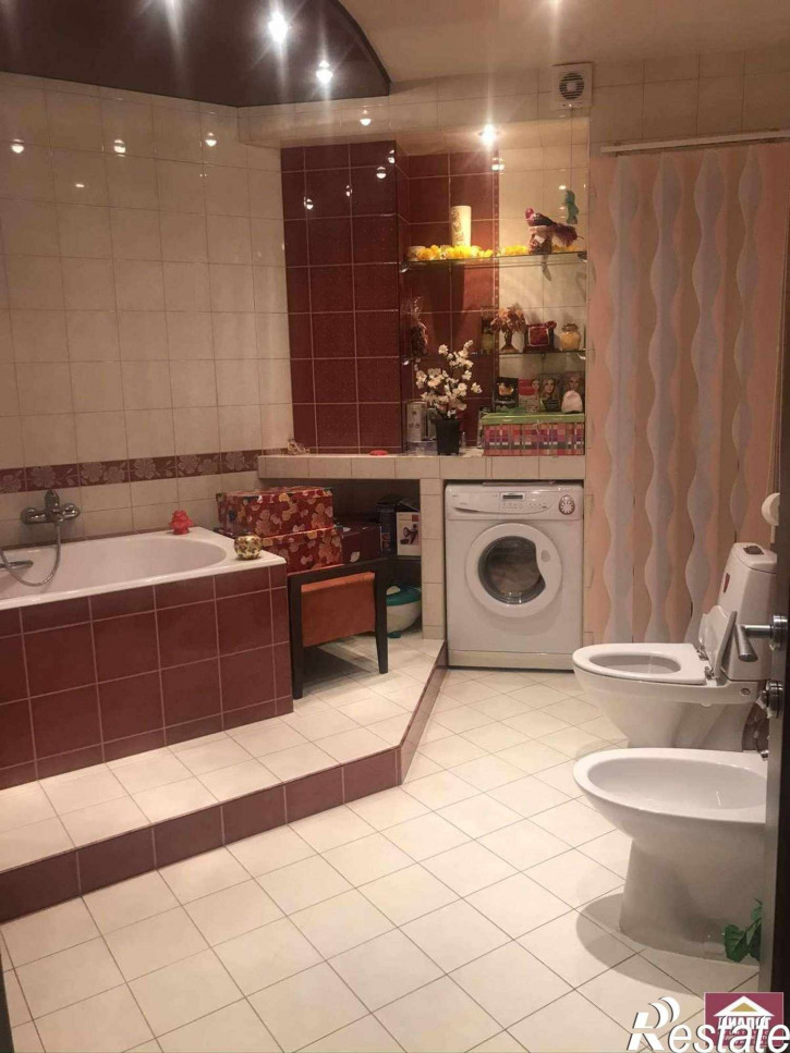 3-комн квартира Ворошилова улица, 69
