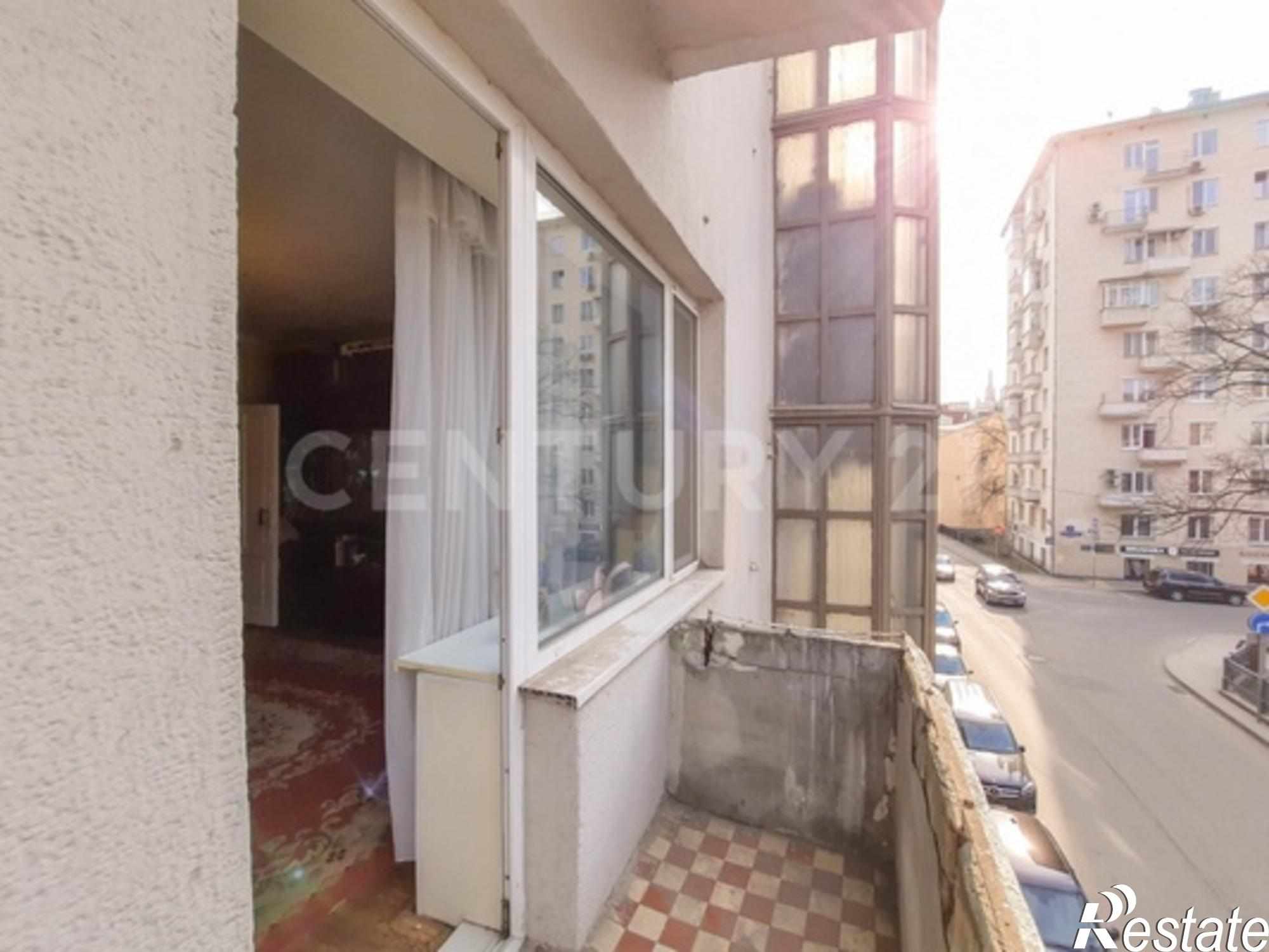 Купить квартиру за 33 500 000 рублей на Евпатория г, Мицкевича Адама ул, 8с1
