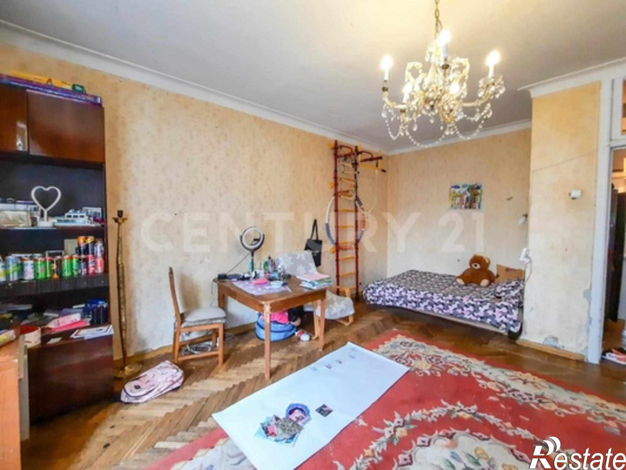 Купить квартиру за 33 500 000 рублей на Евпатория г, Мицкевича Адама ул, 8с1